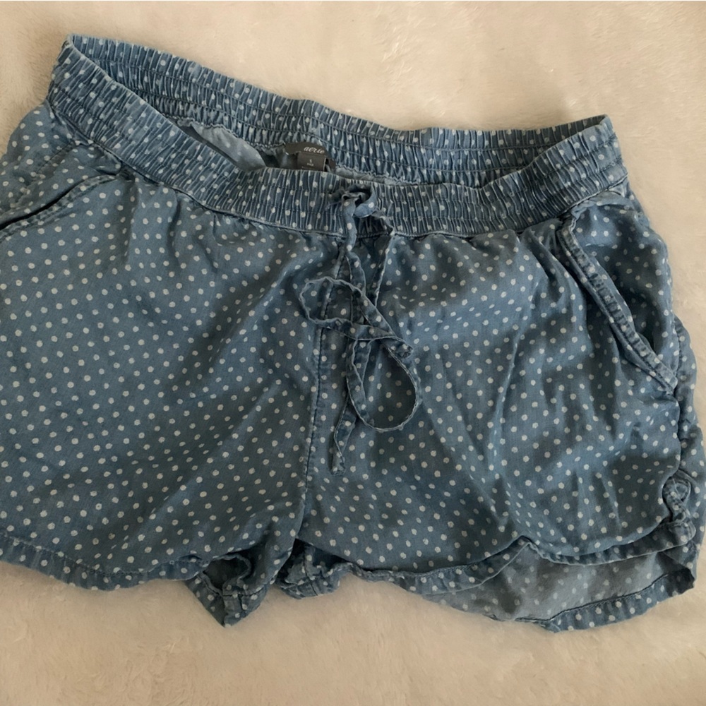 Aerie Chambray polka dot women’s shorts